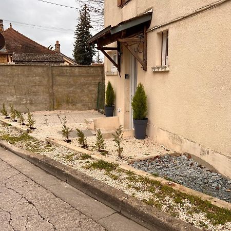 T2 Cosy / Quartier Calme / Magasins D'Usine A Proximite Apartment Saint-Julien-les-Villas Exterior foto